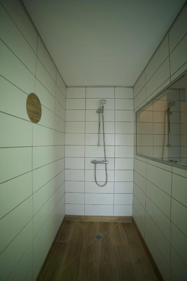B&B Chez L'Habitant Chambre Privative Sur La Route Des Vins Tv Parking Box Velo Issenheim エクステリア 写真